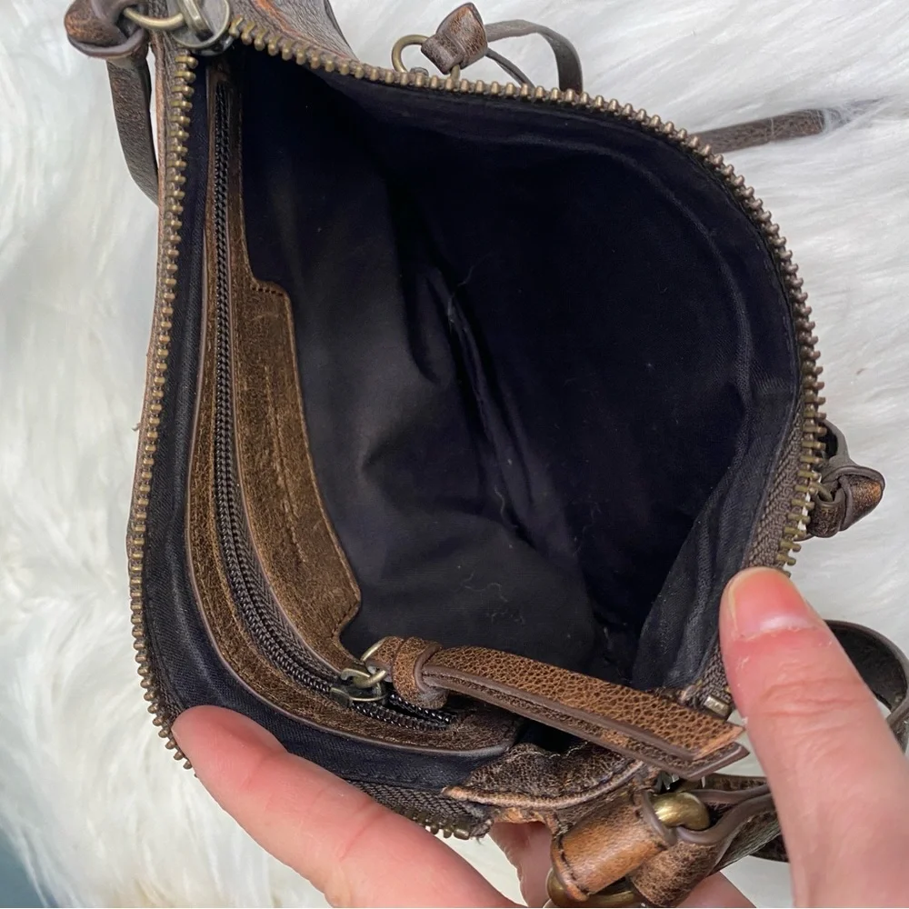 Marc New York Andrew Marc Brown Leather Crossbody Bag Multiple Zipper Pockets